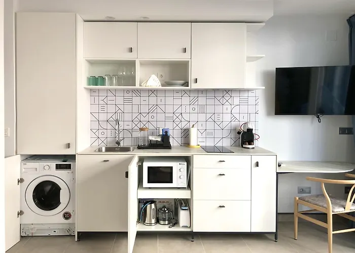Patiodeluz - Stylish Apartments In Parraga 13